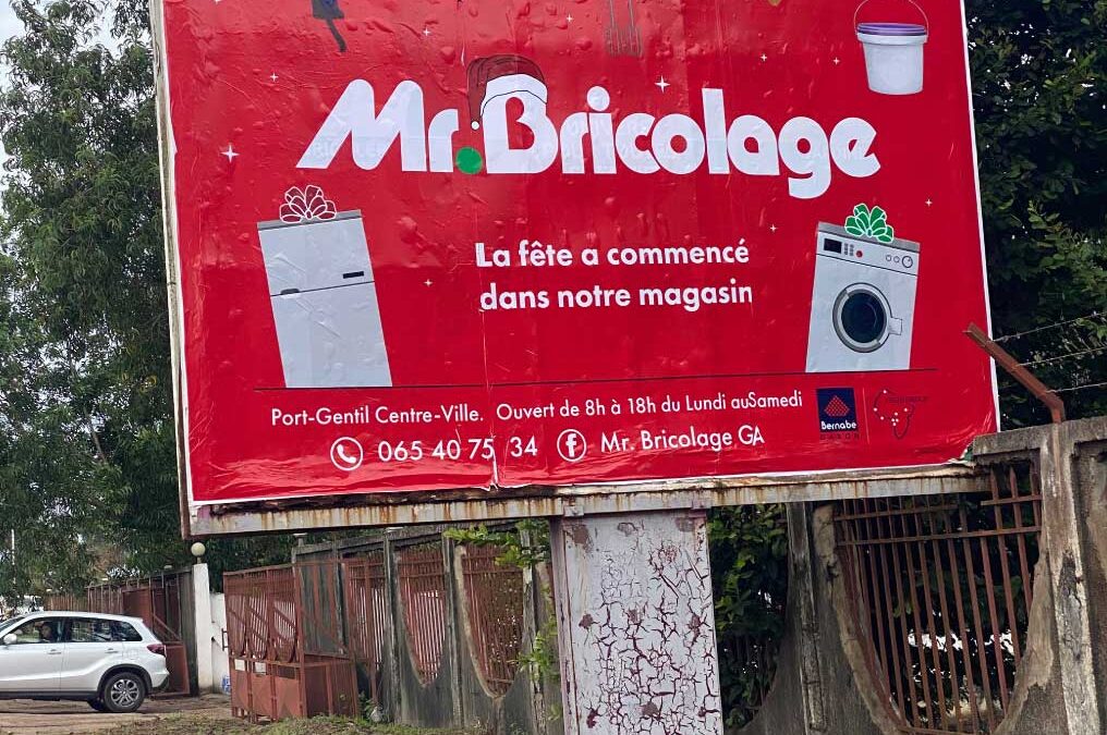 Mr. Bricolage | Billboard Design